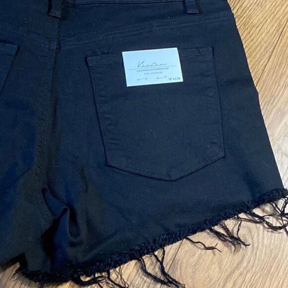 KANCAN ESTILO JET BLACK DESTROYED RAW HEM DENIM SHORTS W13/30 NWT - Picture 14 of 15